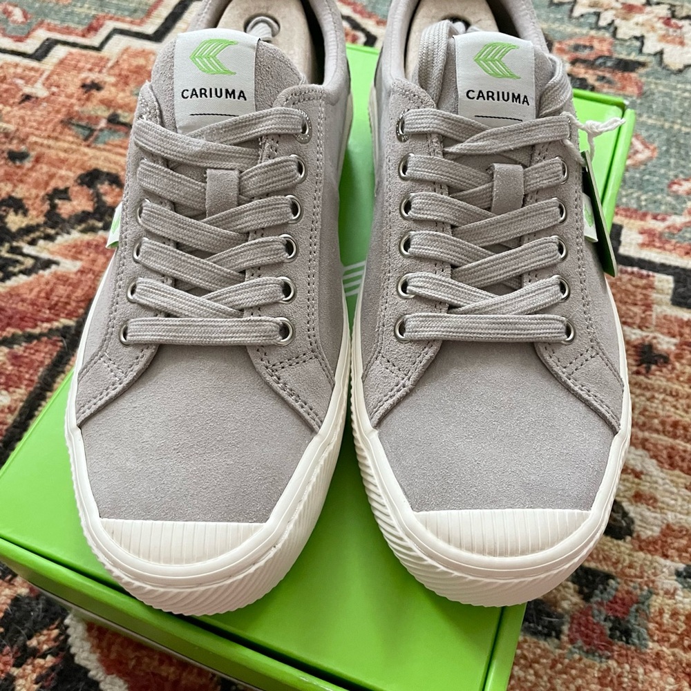 NIB Cariuma OCA Low Cloud Grey Suede Sneaker Women’s Size 10 Men’s Size 8.5 - Picture 3 of 6